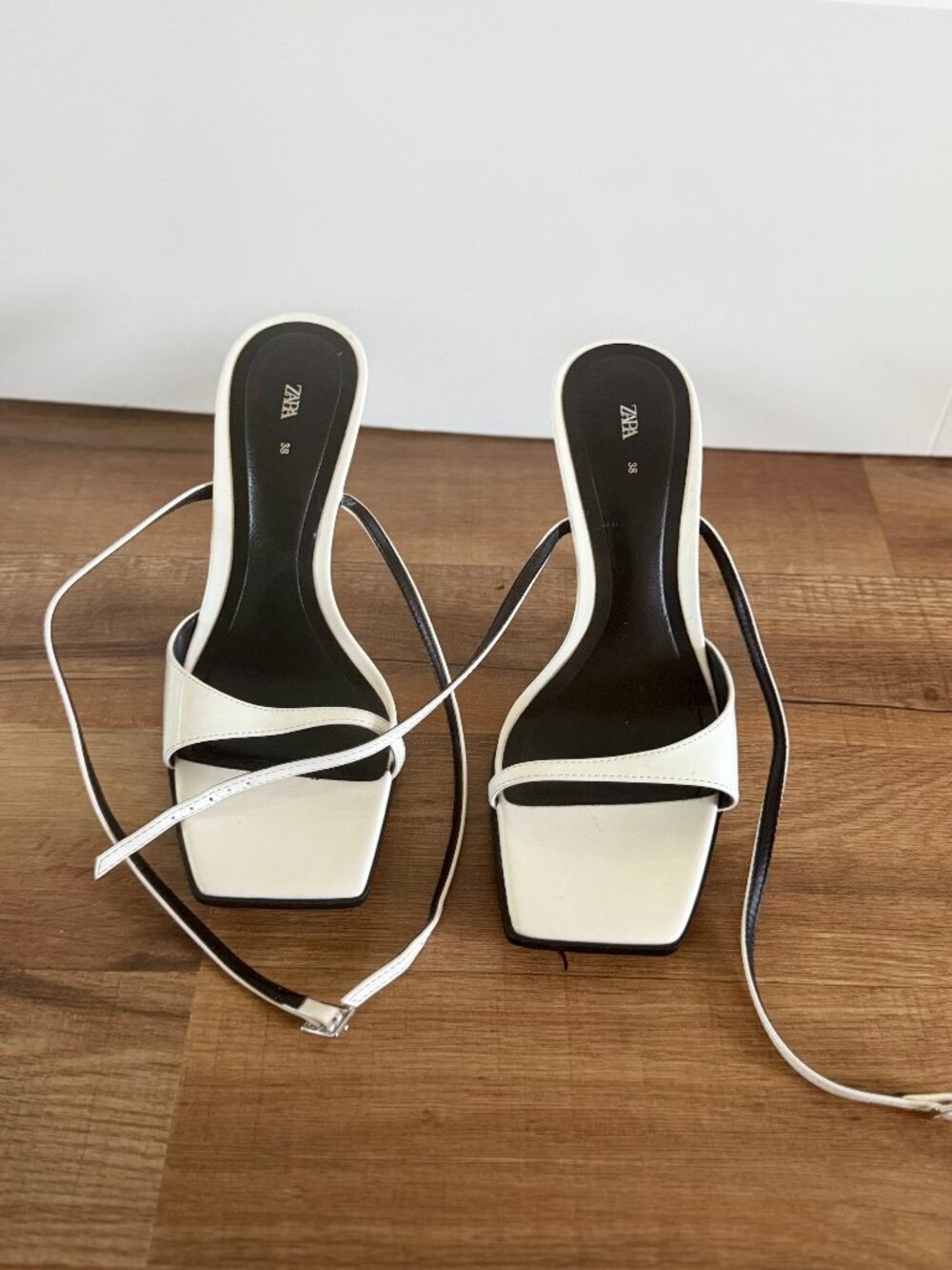 Zara strappy hgh heeled white sandal size 8